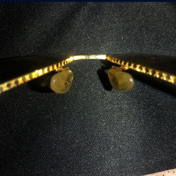 Louis Vuitton Sunglasses (LV) - Picture 6 of 12